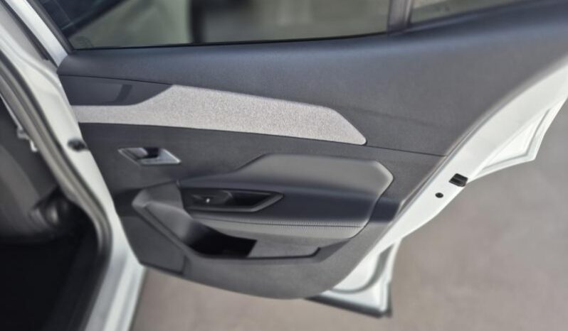 
								Peugeot 408 ALLUR PACK full									