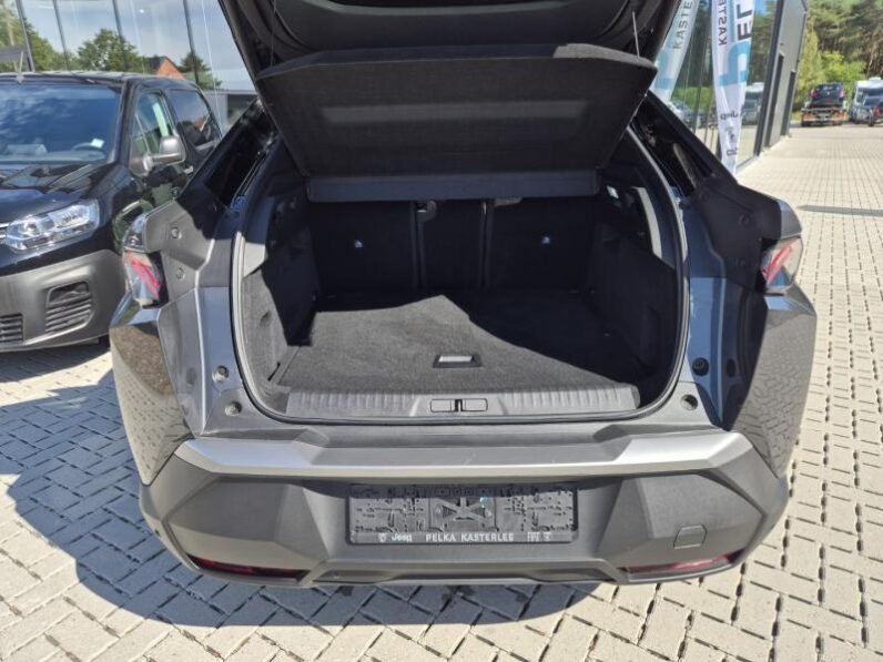 
								Peugeot 3008 GT full									