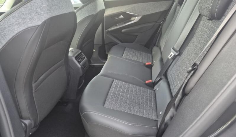 
								Peugeot 3008 ALLURE full									