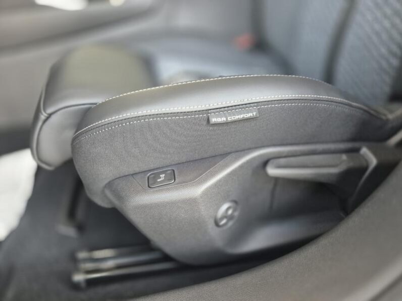 
								Peugeot 408 ALLUR PACK full									