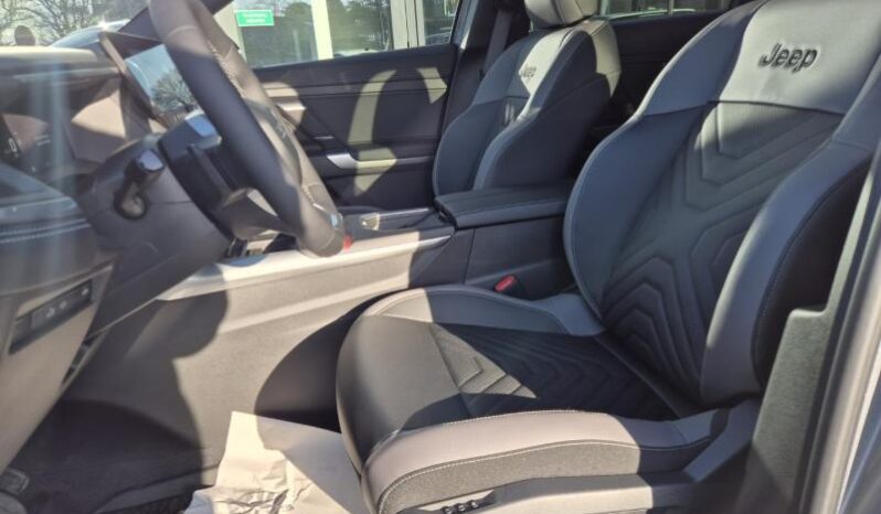 
								Jeep Compass FIRST EDITION full									