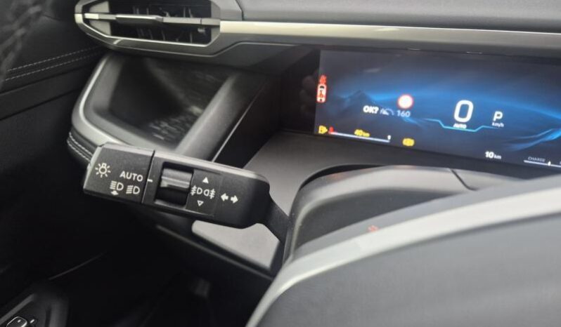 
								Jeep Compass ALTITUDE full									