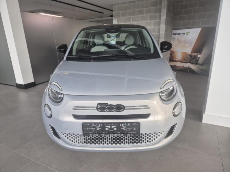 
								Fiat 500 ICON full									