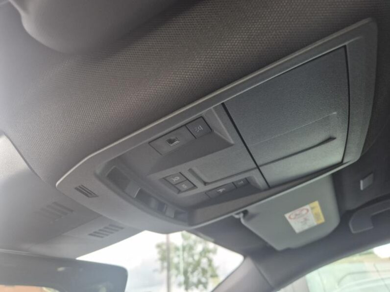 
								Peugeot 5008 GT EXCLUSIVE full									