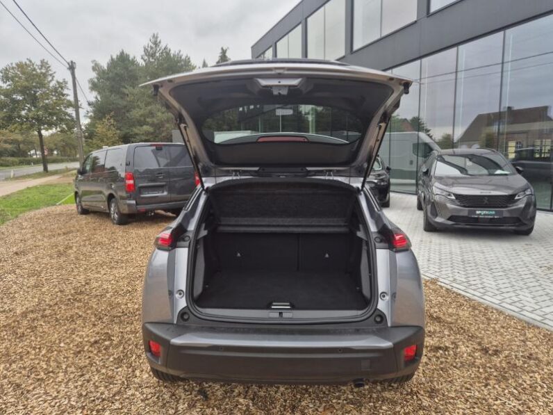 
								Peugeot 2008 ALLURE full									