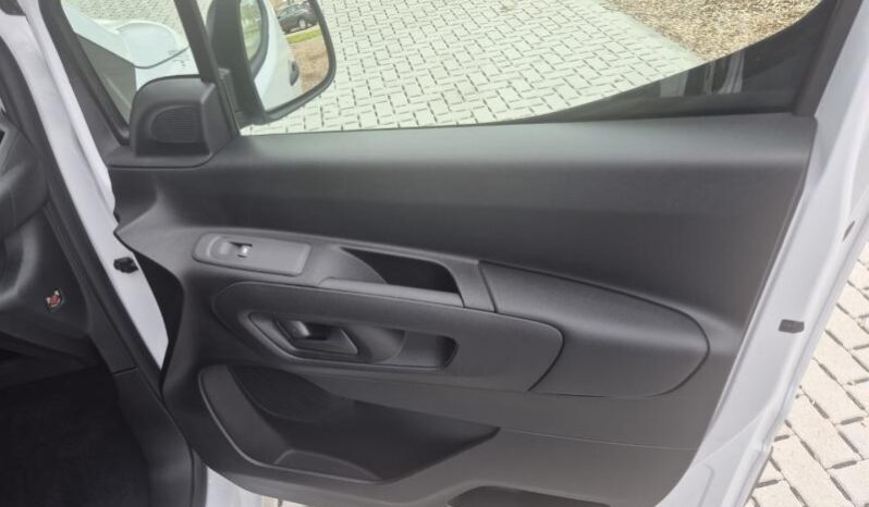 
								Fiat Doblo L1 CLUB full									