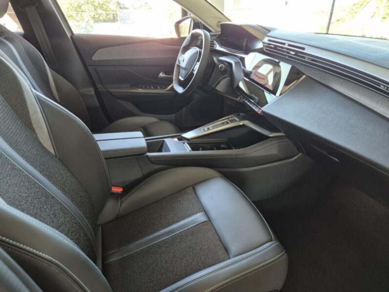 
								Peugeot 308 ALLURE full									