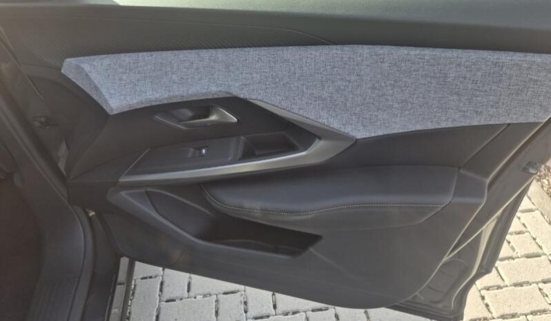 
								Peugeot 3008 ALLURE full									