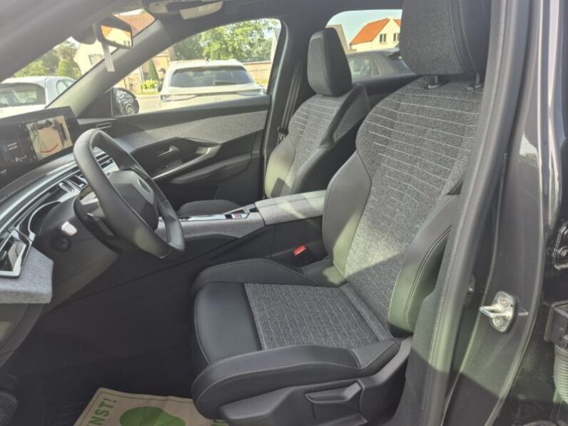 
								Peugeot 3008 ALLURE full									