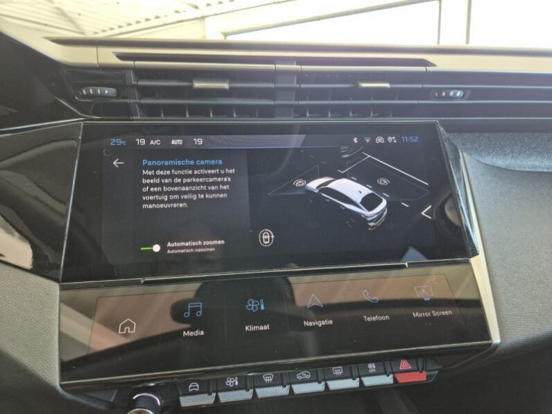 
								Peugeot 408 ALLURE full									