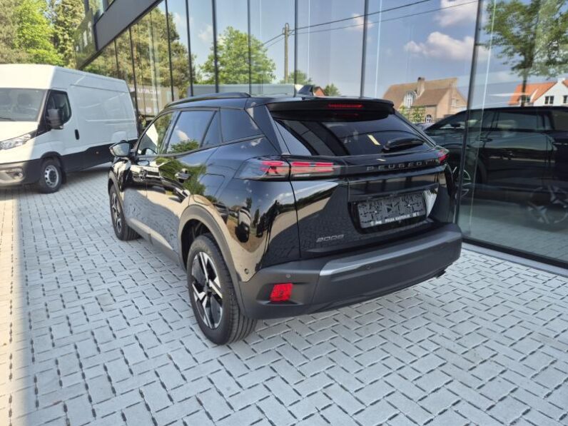 
								Peugeot 2008 ALLURE full									