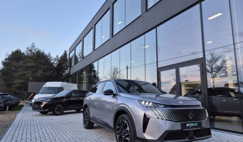 
								Peugeot 3008 GT full									