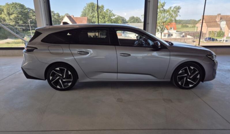 
								Peugeot 308 ALLURE full									