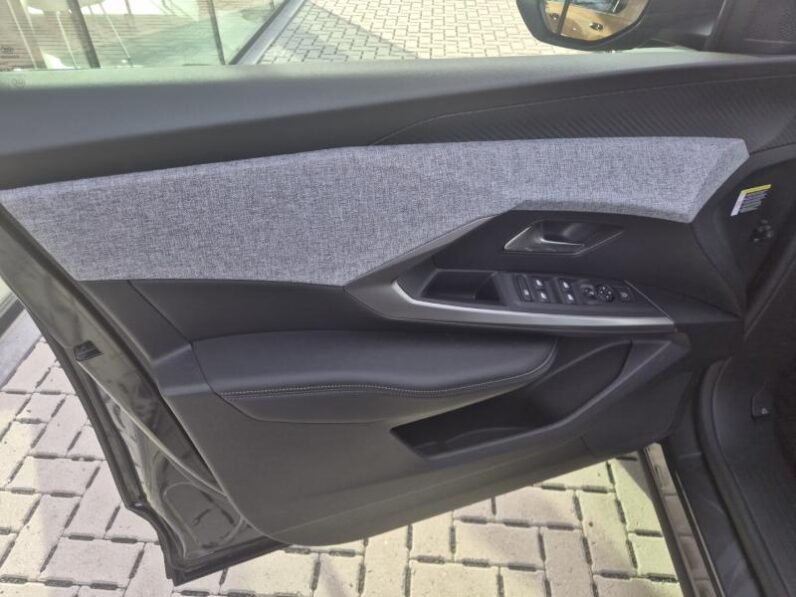 
								Peugeot 3008 ALLURE full									