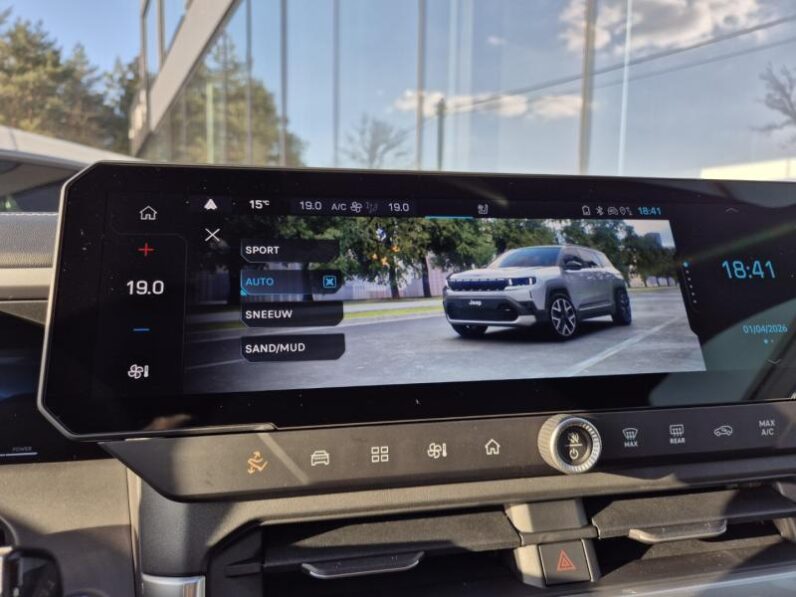 
								Jeep Compass FIRST EDITION full									
