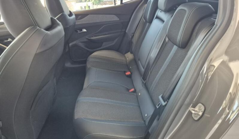 
								Peugeot 408 ALLURE full									