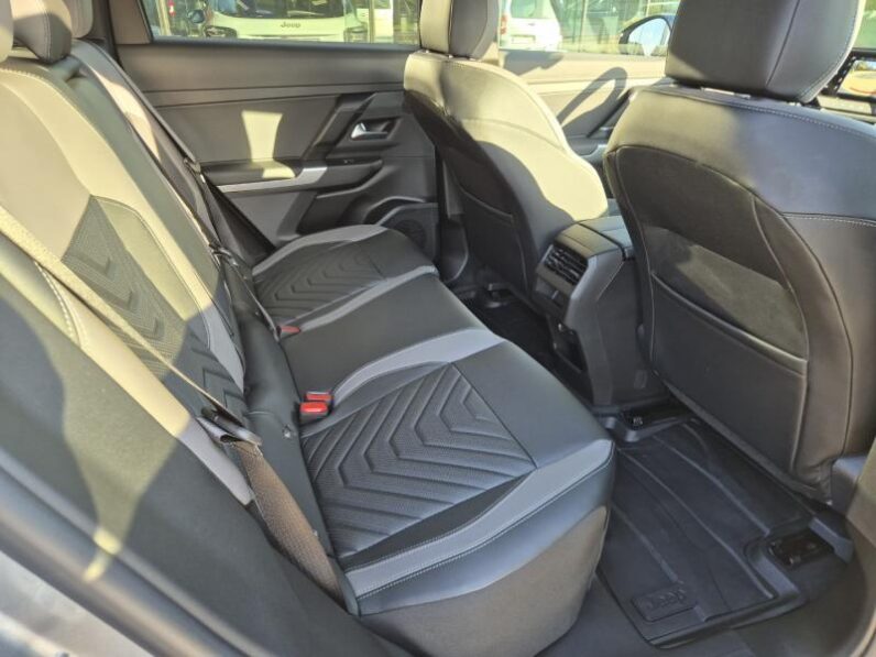 
								Jeep Compass FIRST EDITION full									
