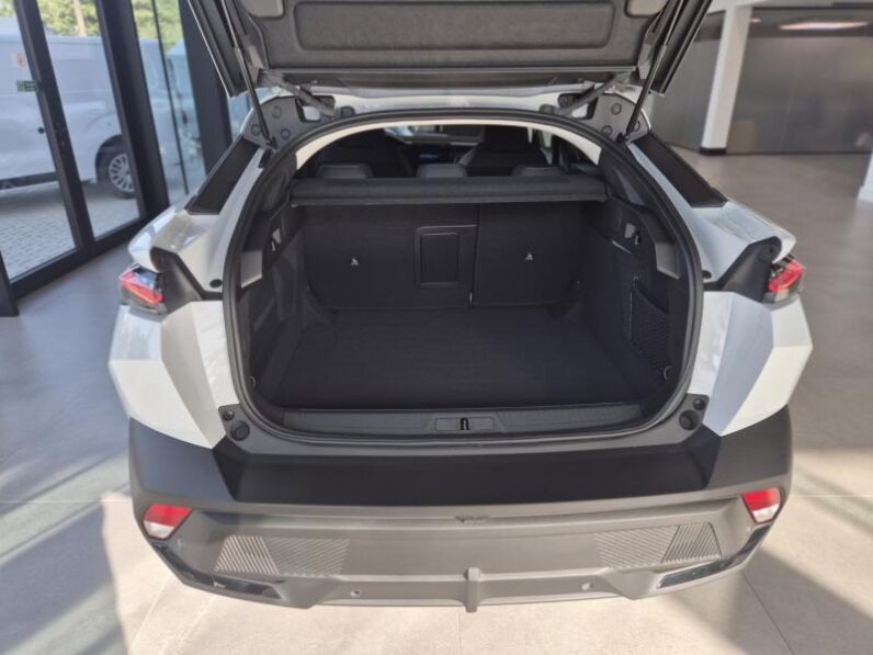 
								Peugeot 408 ALLUR PACK full									