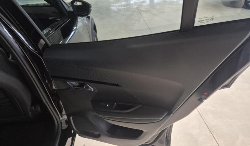 
								Peugeot 2008 GT ALCANTARA full									