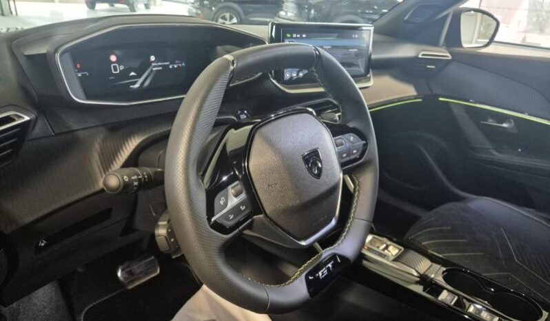 
								Peugeot 2008 GT ALCANTARA full									