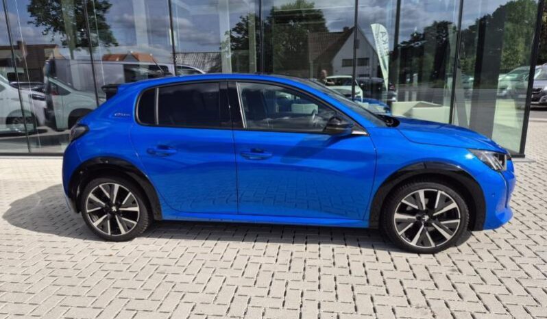 
								Peugeot 208 GT PANO 130 PK full									