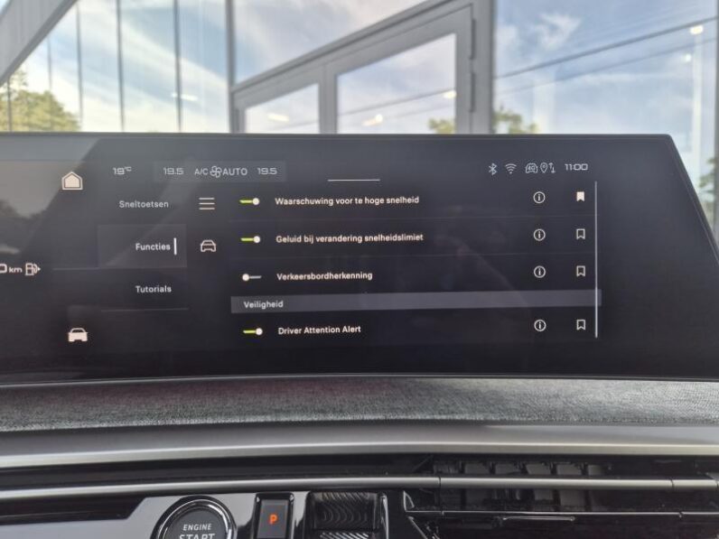 
								Peugeot 3008 ALLURE full									