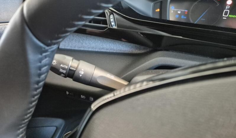 
								Peugeot 308 ALLURE full									
