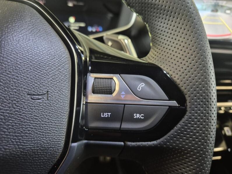 
								Peugeot 2008 GT ALCANTARA full									