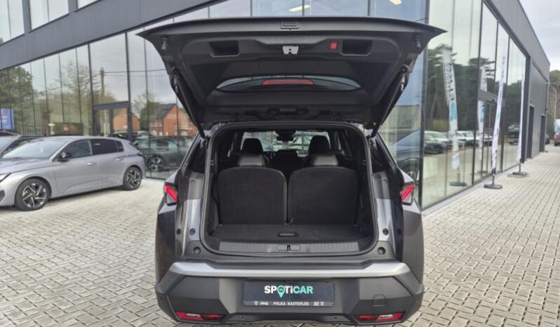 
								Peugeot 5008 GT EXCLUSIVE full									