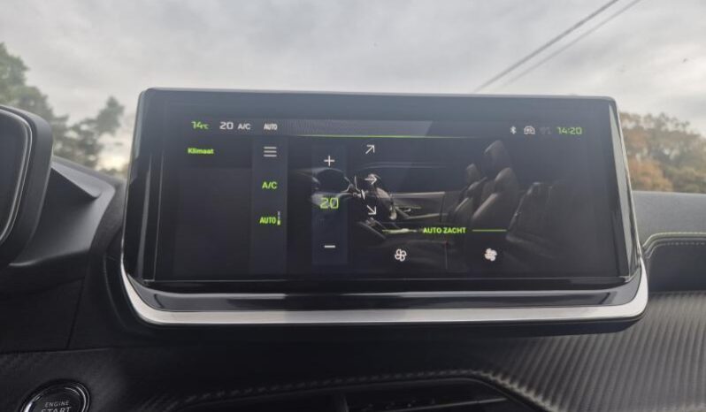 
								Peugeot 2008 GT ALCANTARA full									