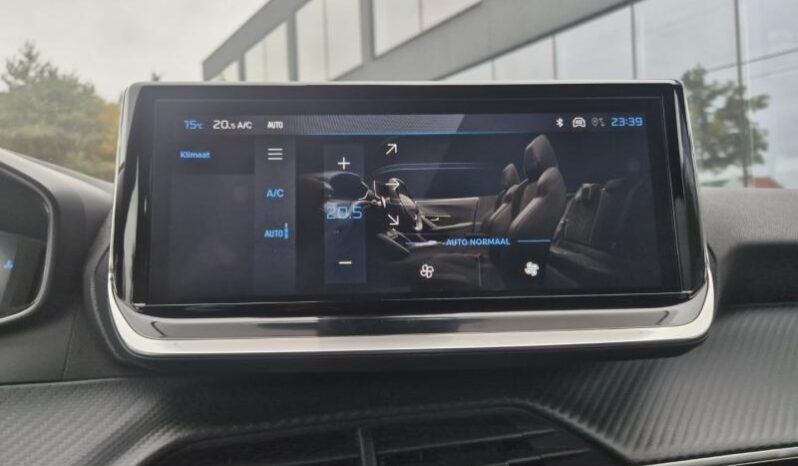 
								Peugeot 2008 ALLURE full									