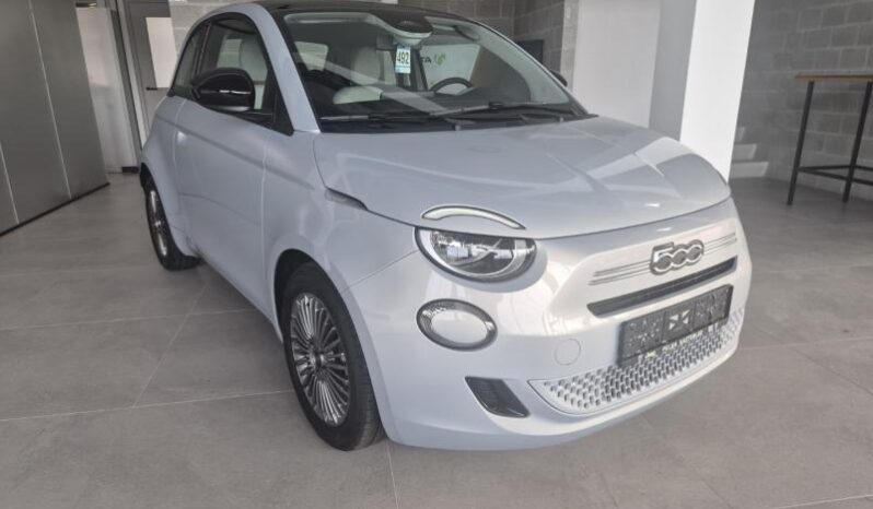 
								Fiat 500 ICON full									
