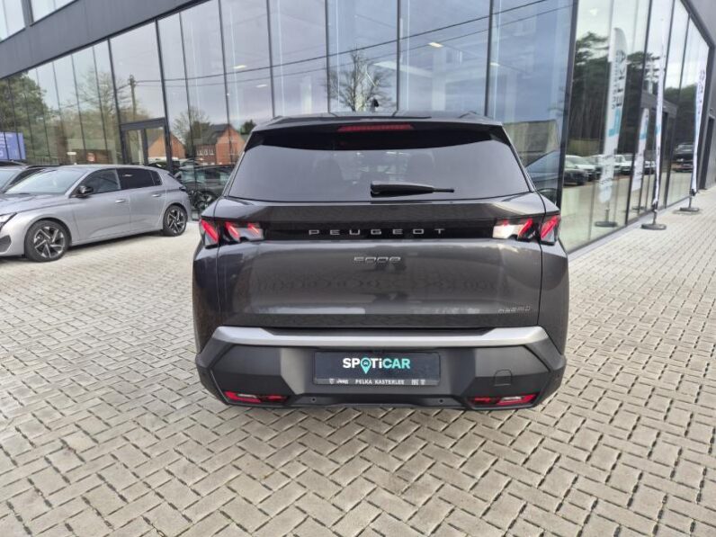 
								Peugeot 5008 GT EXCLUSIVE full									