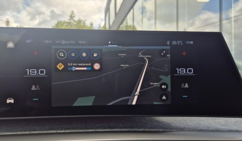 
								Peugeot 5008 GT EXCLUSIVE full									