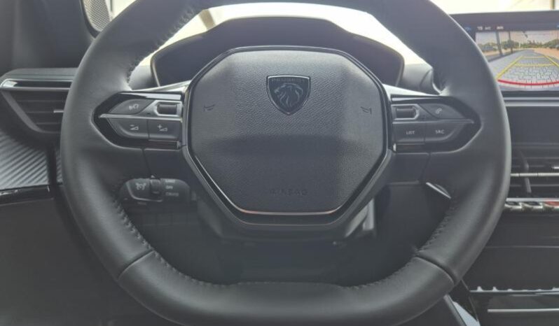 
								Peugeot 2008 ALLURE full									