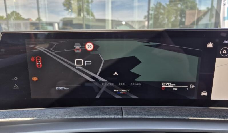 
								Peugeot 3008 GT full									