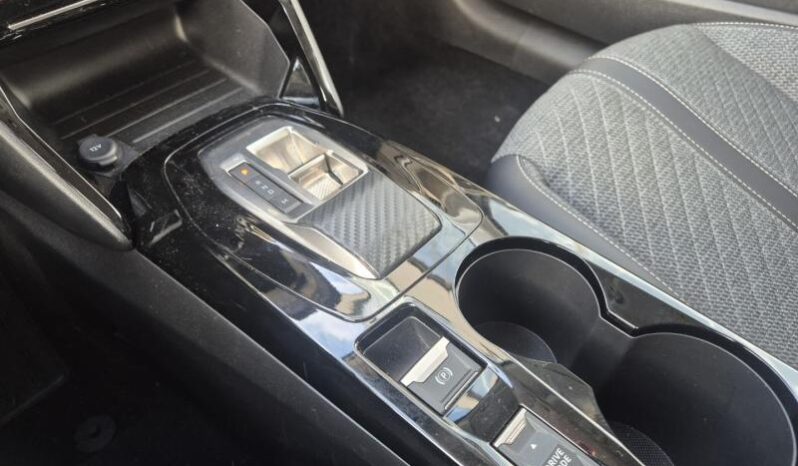 
								Peugeot 208 ALLURE full									