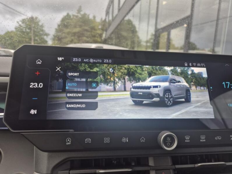 
								Jeep Compass ALTITUDE full									