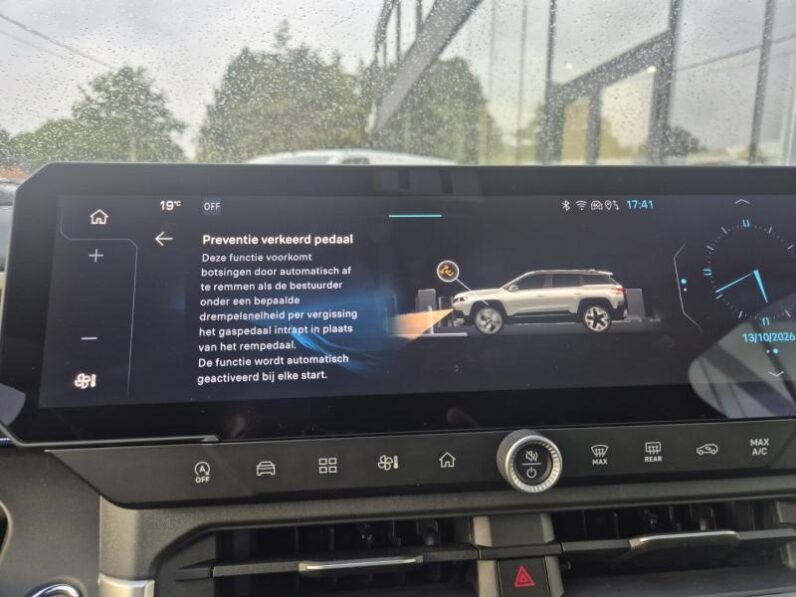 
								Jeep Compass ALTITUDE full									