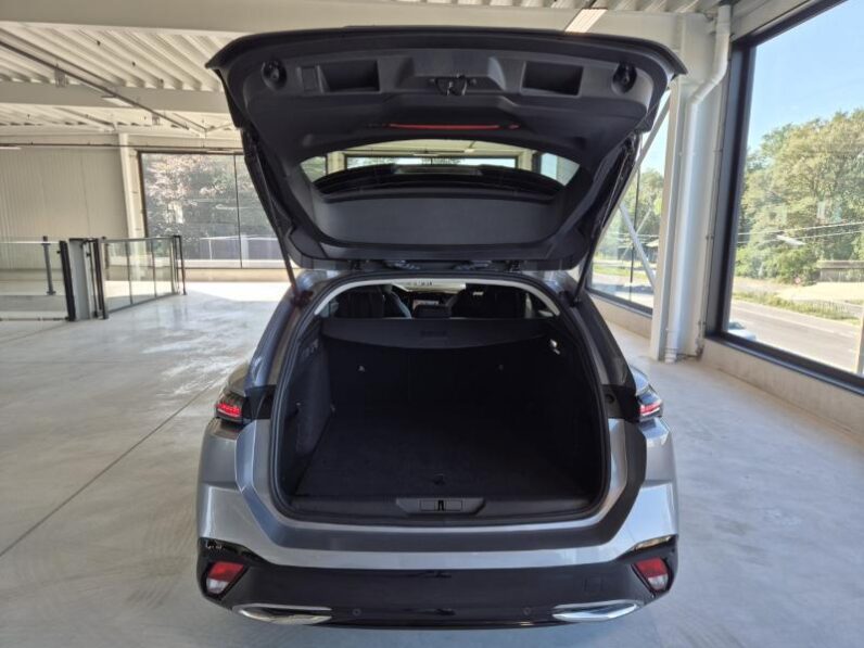 
								Peugeot 308 ALLURE full									