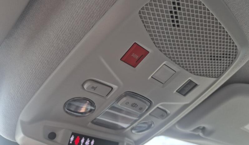 
								Fiat 600 MHEV full									