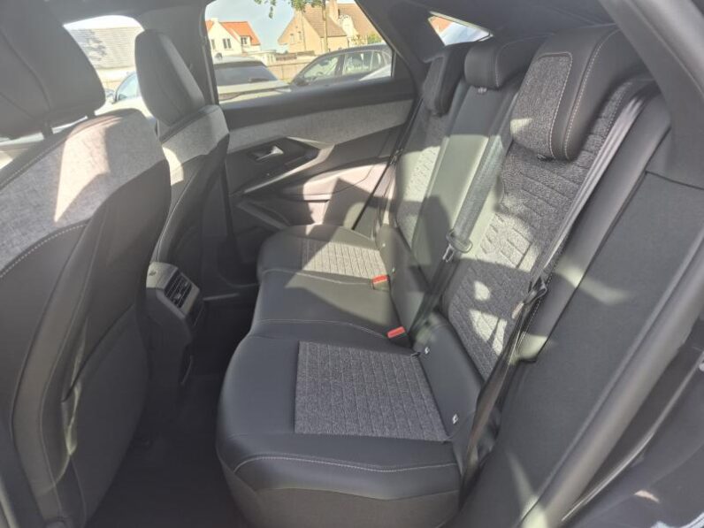 
								Peugeot 3008 ALLURE full									