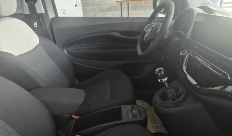
								Fiat 500 ICON full									