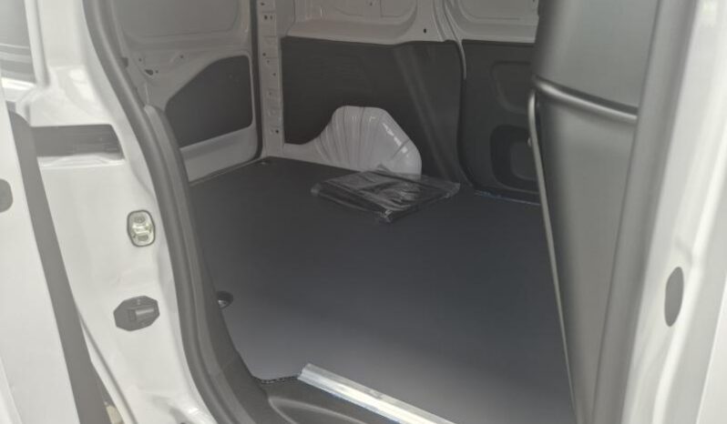 
								Fiat Doblo L1 CLUB full									