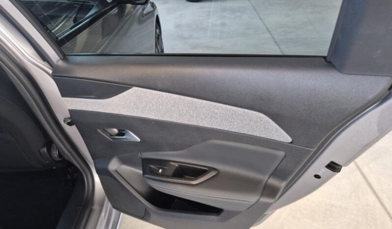 
								Peugeot 308 ALLURE full									