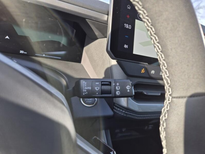 
								Jeep Compass FIRST EDITION full									