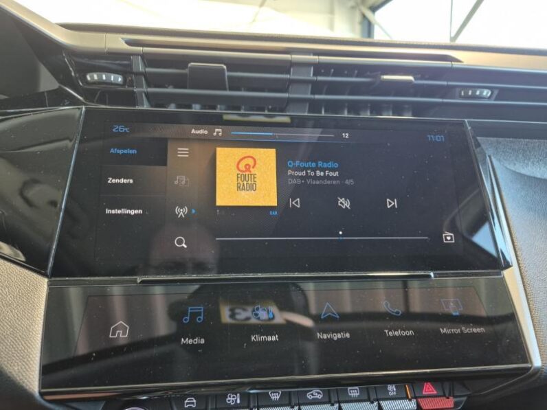 
								Peugeot 308 ALLURE full									
