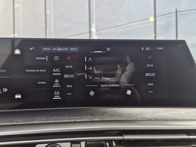
								Peugeot 5008 GT EXCLUSIVE full									
