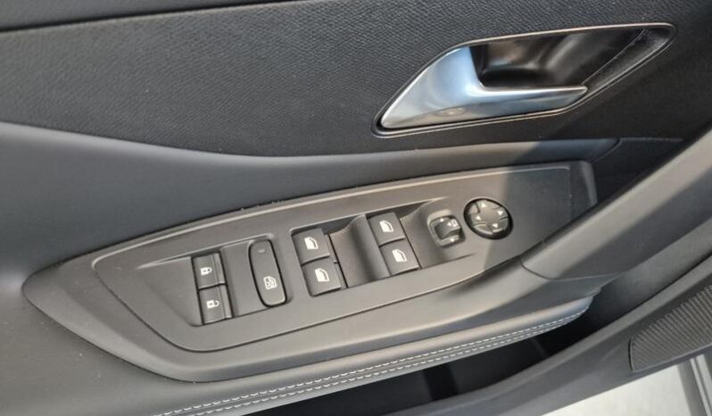 
								Peugeot 408 ALLURE full									