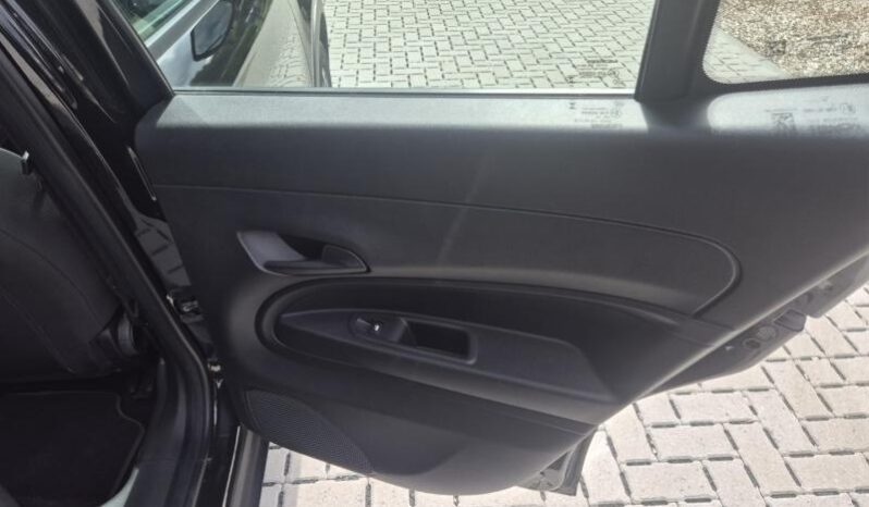 
								Fiat 600 MHEV full									
